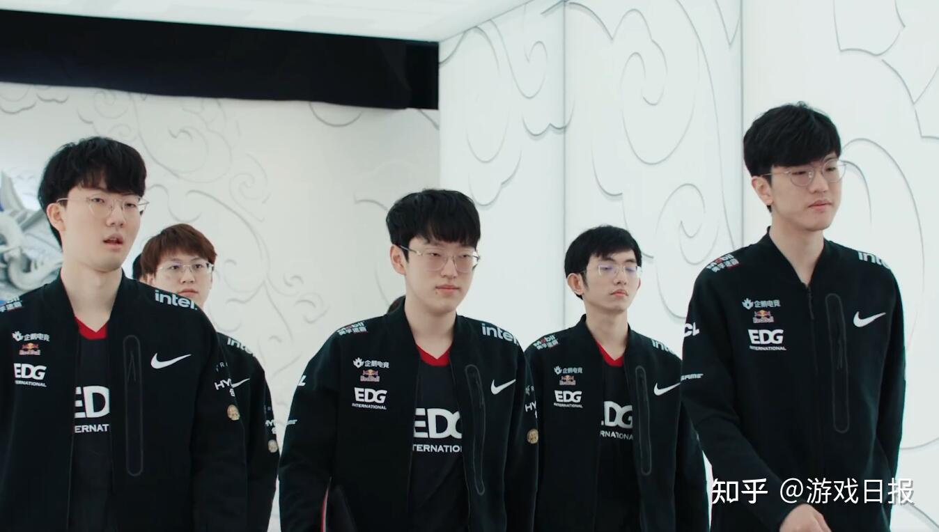 面对澳大利 面对澳大利