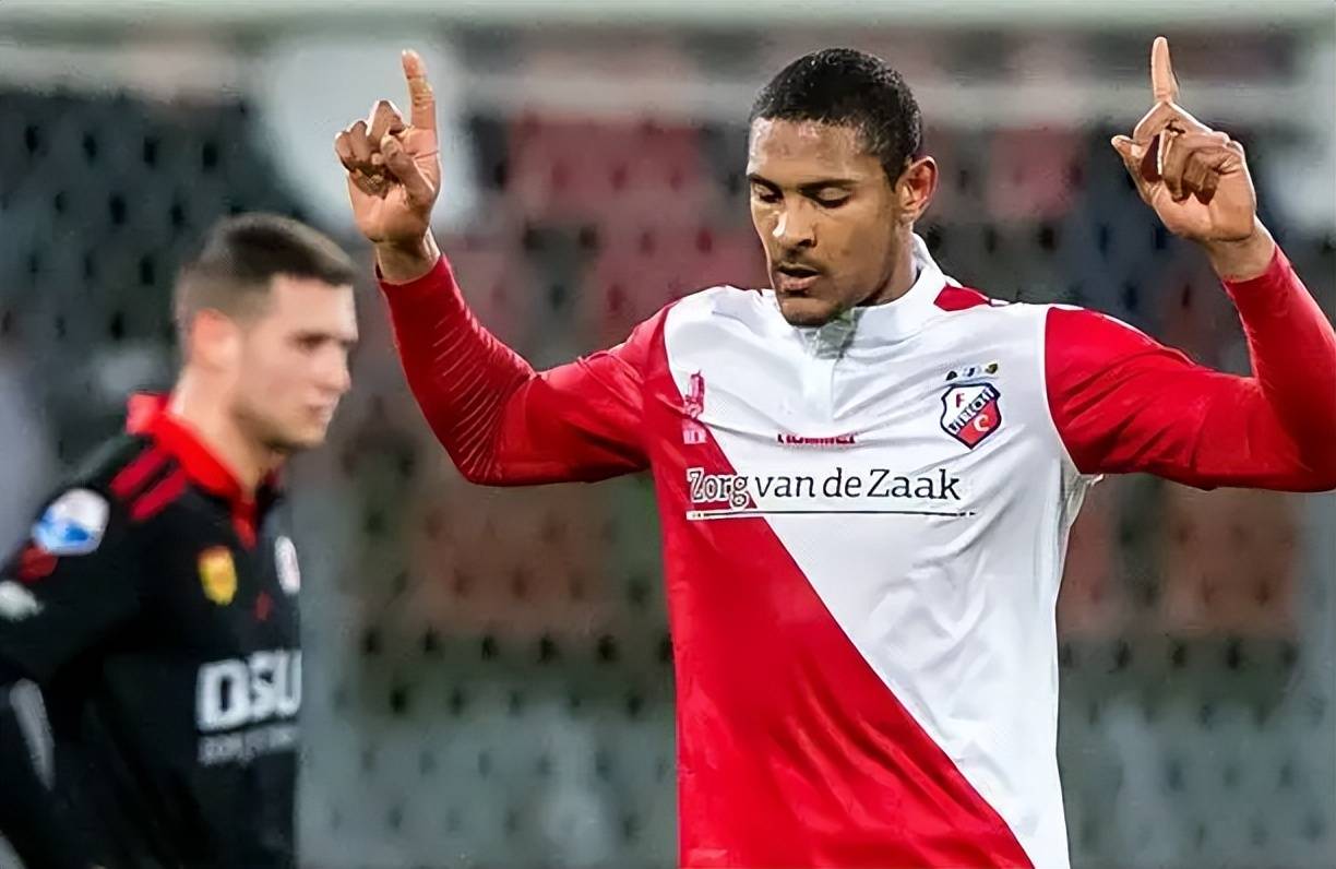 随着比赛进 随着比赛进