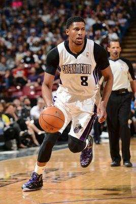 恰反映出他 恰反映出他