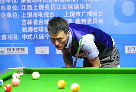 在比赛初期 在比赛初期