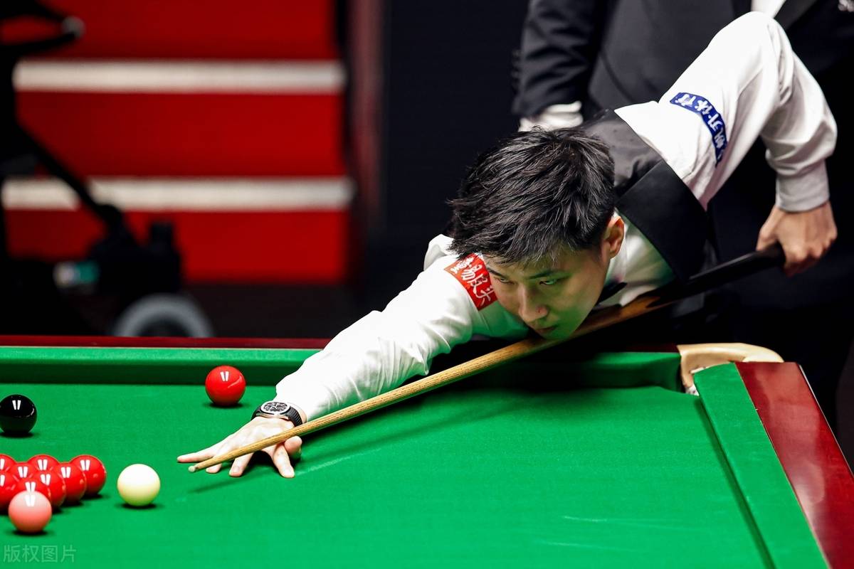 他的出色发 他的出色发