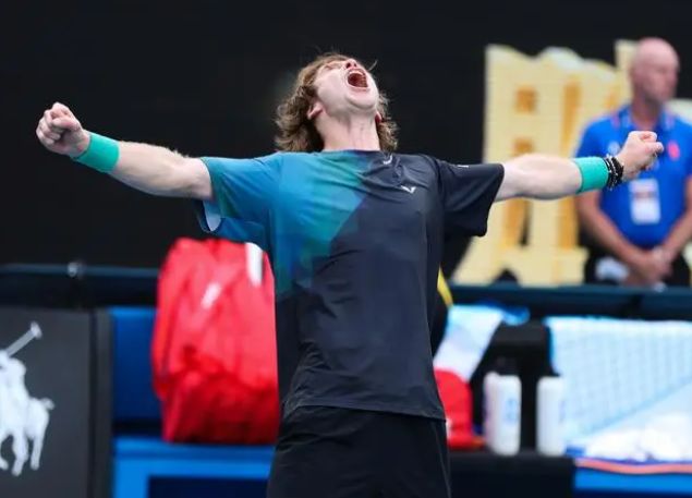 在球场外 在球场外