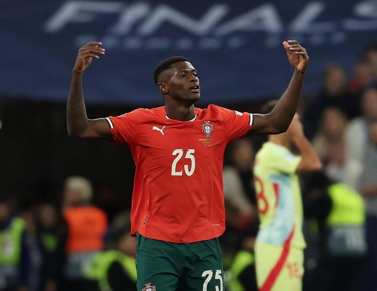 不是在游戏 不是在游戏