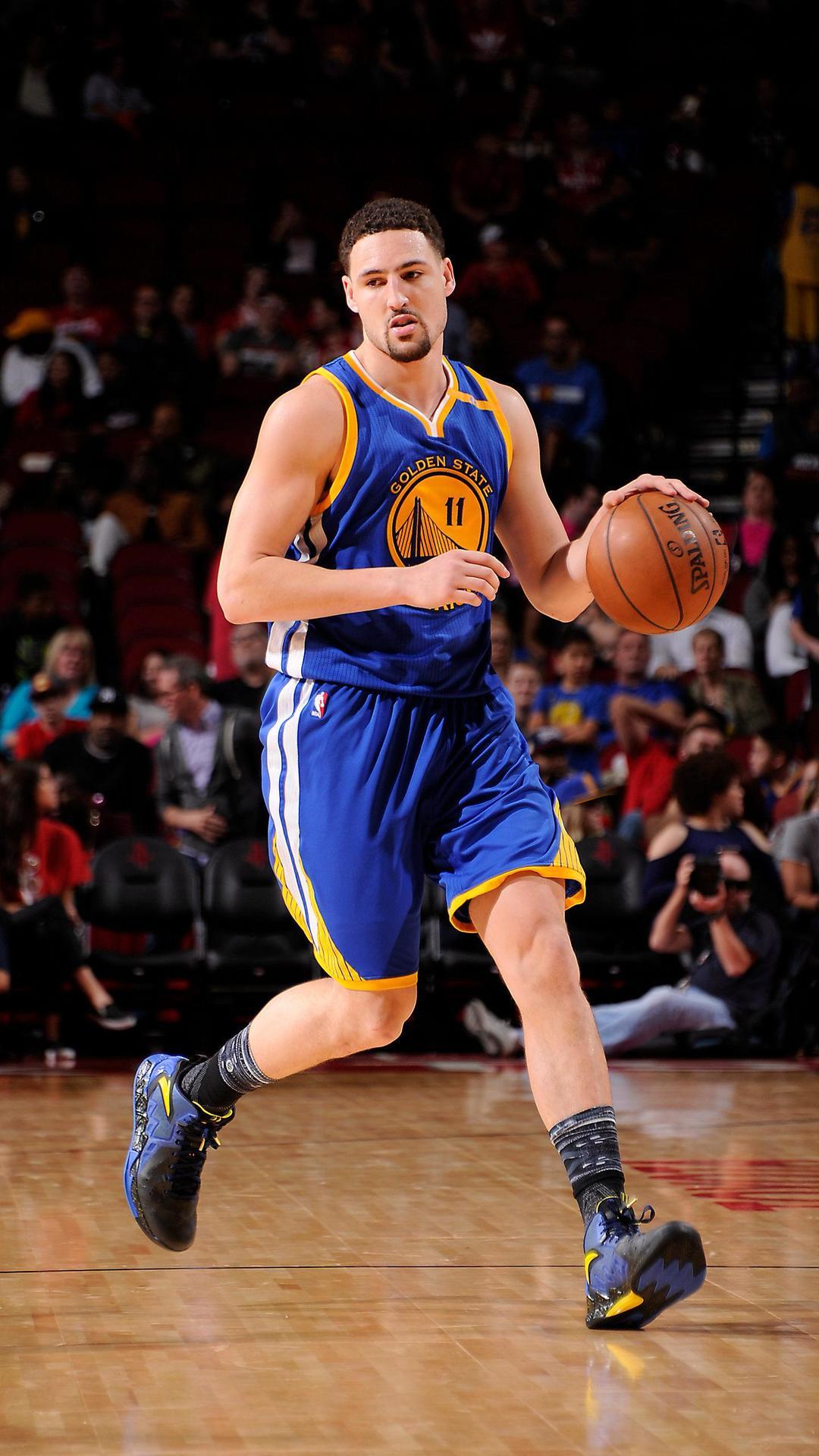 三分线外两 三分线外两